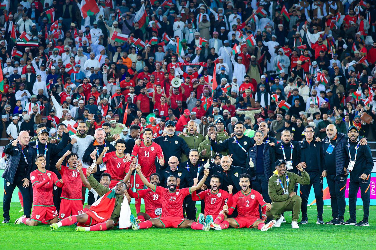 🚨 معلومة 🚨

مُنذ بداية كأس الخليج بنظام الكؤوس النظام الجديد..

منتخب عمان هو أكثر منتخب تأهل لنصف النهائي (7)

منتخب عمان هو أكثر منتخب تأهل للنهائي (5)

منتخب عمان هو أكثر منتخب حقق اللقب (2).

’ منتخب عظيم وتاريخ كبير ‘

🇴🇲🇴🇲🇴🇲🇴🇲🇴🇲🇴🇲🇴🇲
👑👑👑👑👑👑👑