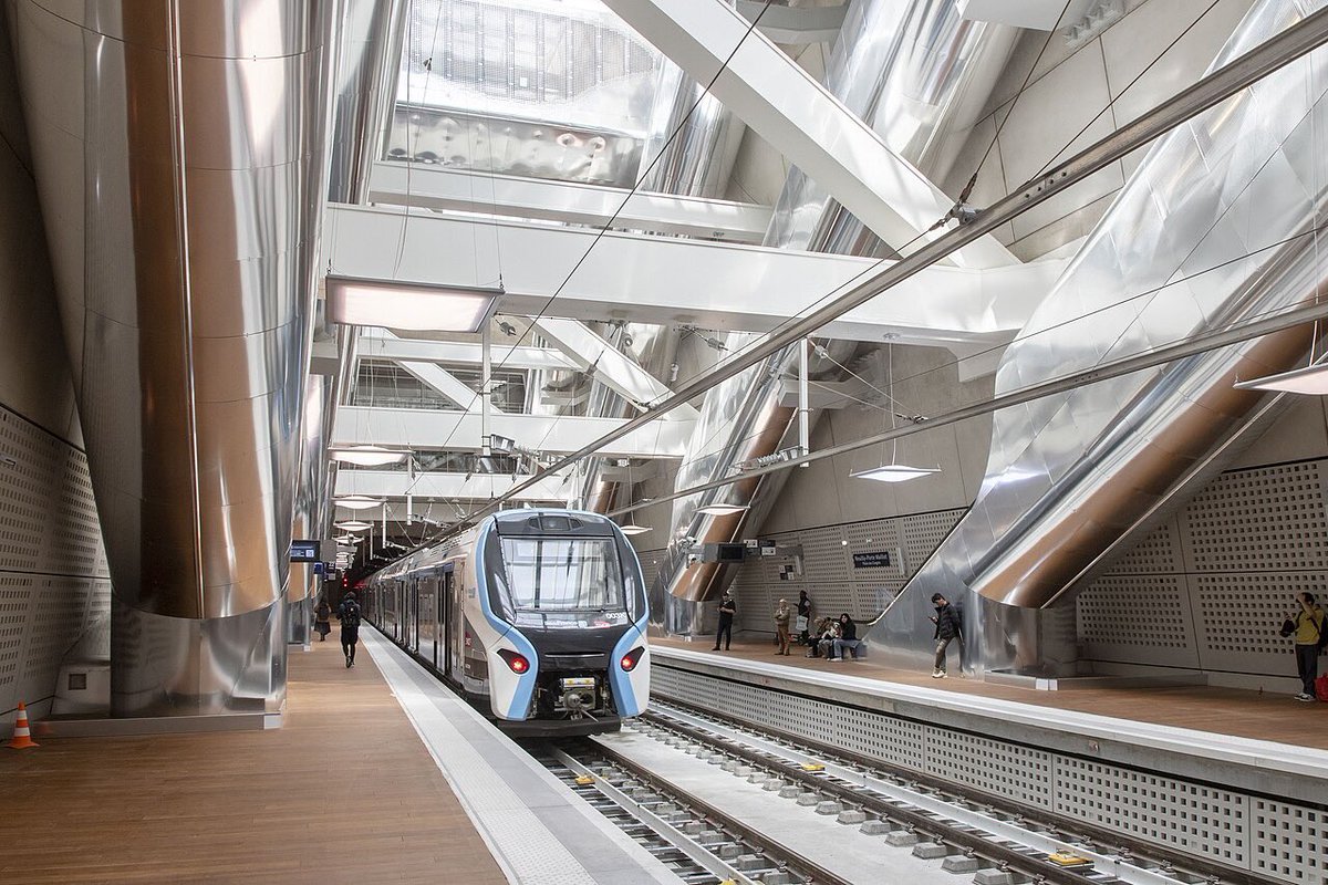 Just about everywhere but the US, future-oriented cities are making huge investments in electric regional rail systems, which connect suburbs and exurbs directly to the city center. 

Here’s a list of recent &amp; underway projects—we need more projects like these in the US! 🧵