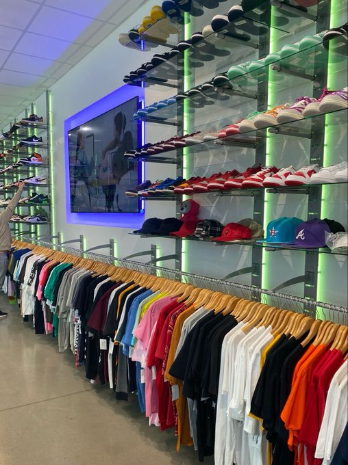 espertinhopromo's tweet photo. LISTA ATUALIZADA DAS MELHORES LOJAS COM MALHA 40.1 (PERUANA) ENVIO BR🇧🇷

presente de fim de ano😁 https://t.co/SXuiRZjOKI