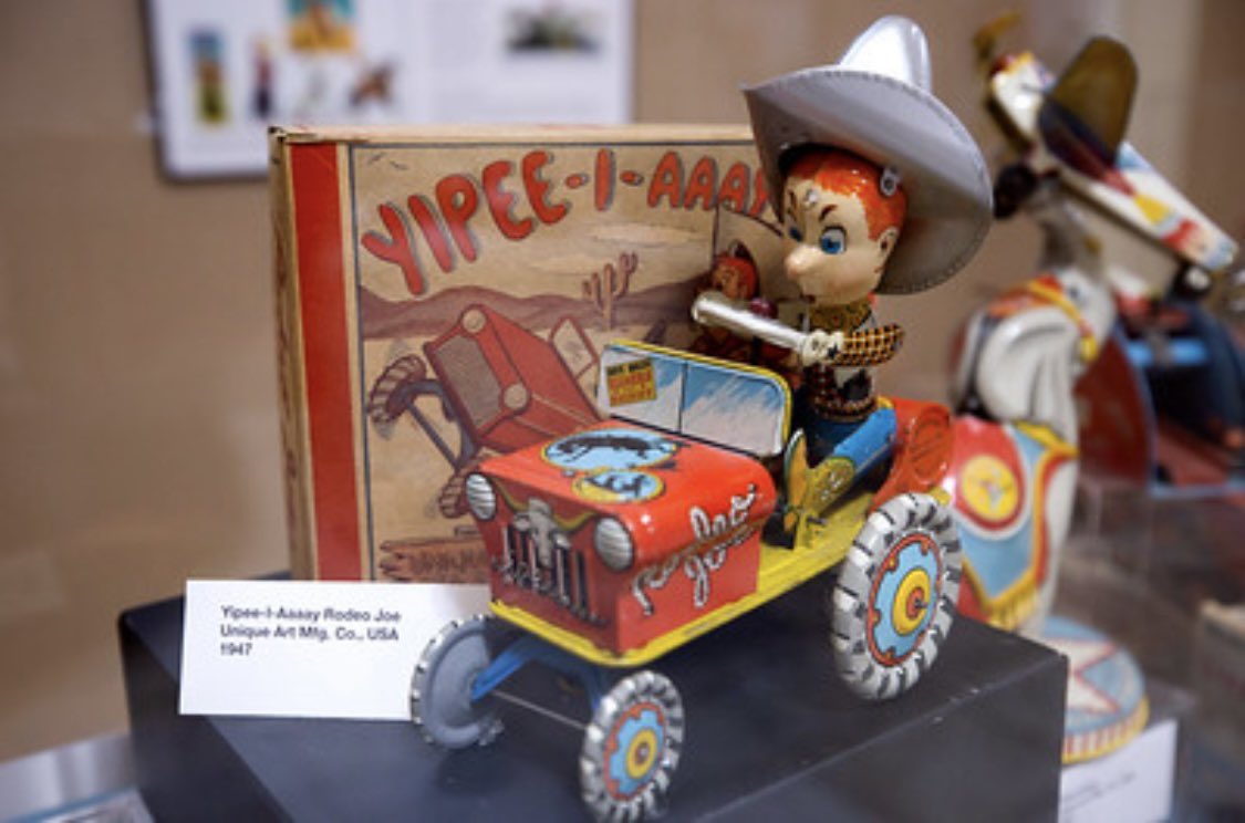 Enjoy a trip through the FSMH Tin Toy collection on display at the State Capital building in LR! Donors: Katherine Williams Wilder, John Cross, Jr., Tilles-Faulk Doll Collection, Charles McIntosh, Mrs. Pat Shod, and Reba Kaston Nosoff. 
flickr.com/photos/arsecof…
