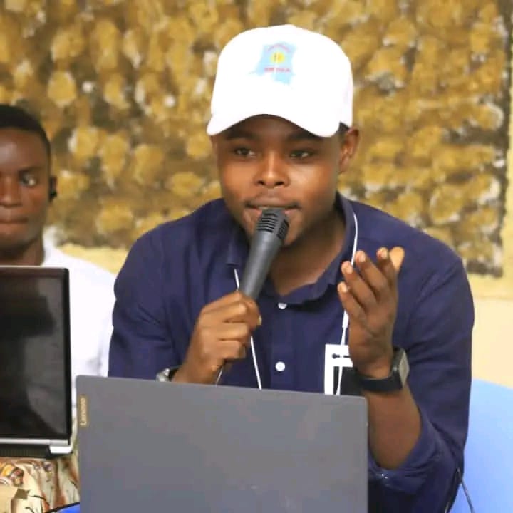 Je suis honoré d'avoir représenté <a href="/TresorKiboko/">Trésor Kiboko officiel</a> le père de l'unité de la jeunesse katangaise, à qui l'asbl #congovirtuose à décerné le Prix des artisans de l'émergence dans la catégorie Unificateur de la Jeunesse.
Ce prix est un témoignage de la force et de l'unité de notre