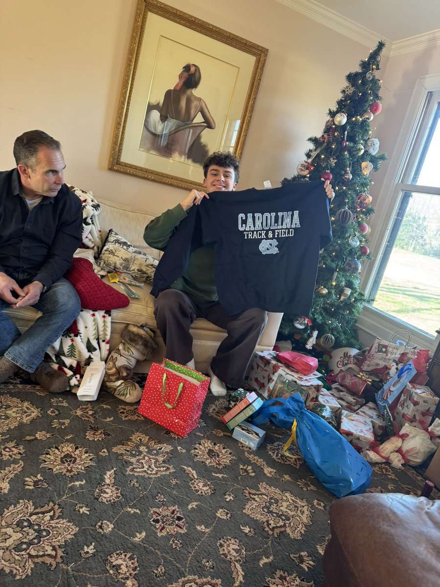 EvanParduetrack's tweet image. Merry Christmas to everyone!