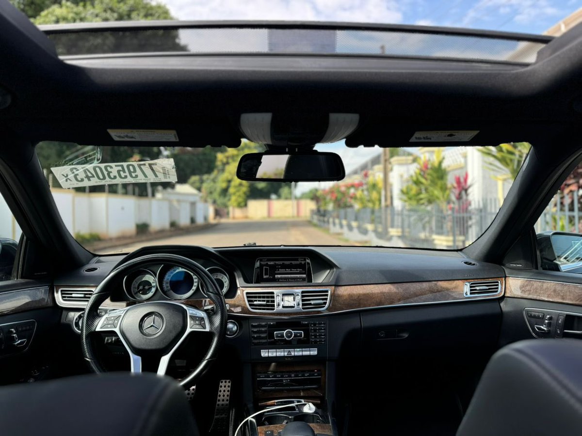 FarooqKamoh's tweet image. FOREIGN USED E350 2014 MODEL WITH ORIGINAL DUTY KEYLESS PANORAMIC ROOF GOING FOR 19.9M LOCATION KADUNA📍DM/CALL OR WHATSAPP 07045148793☎️
#verydarkman #gistlover #Burnaboy #wizkid #Arsenal #bobrisky #kamohautos