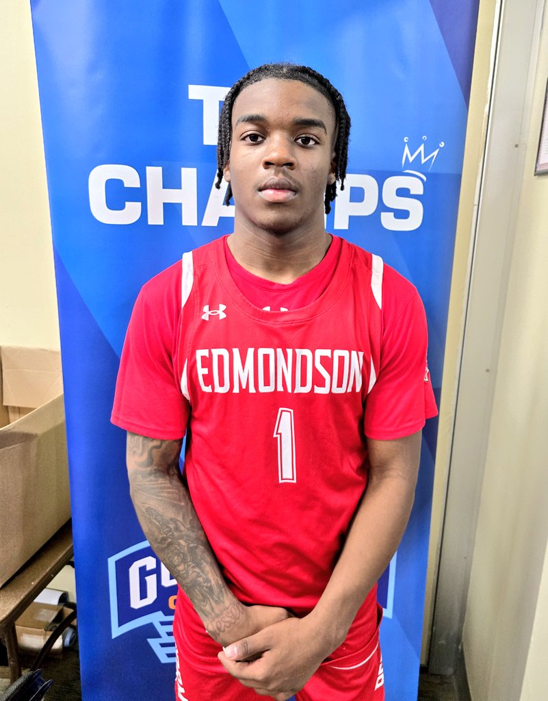 Marcus Helton tweet media