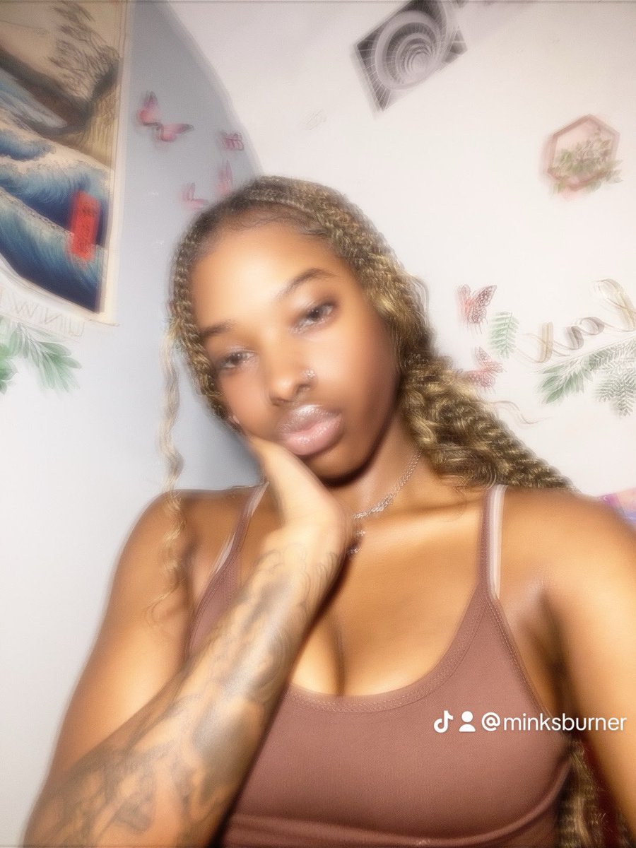 sominkscoded's tweet image. Paris x10