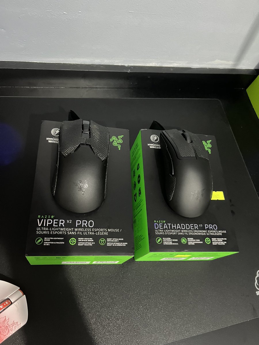 Fala rapaziada, estou vendendo meus 2 mouses que usei para testar, estão apenas com 1 mês de uso!
Viper V2 Pro R$ 850
Deathadder V3 Pro R$ 850
Interessados chamem DM 🫡