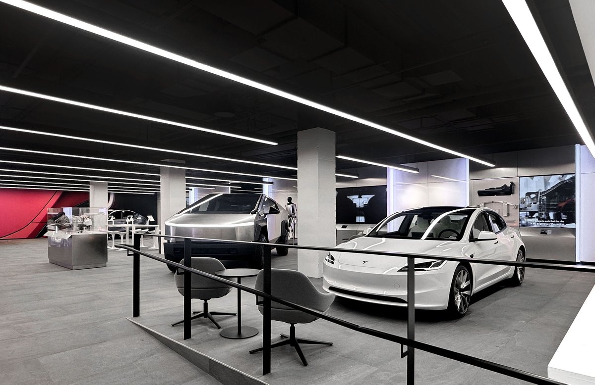tesla_na's tweet photo. New Tesla Centers in...

North Hollywood, CA → https://t.co/qVZVNJGaPN

Washington, DC → https://t.co/3yX3U2FPQ6

Phoenix, AZ → https://t.co/ZcsMX1u84T