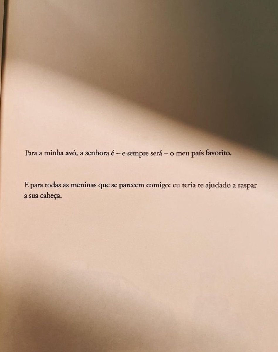 skylynxx_'s tweet photo. — Coisas Óbvias Sobre o Amor
                  - Elayne Baeta
               
—★★★★★+♡

"Somos um grão de poeira para o universo, mas, para alguém, em algum lugar do mundo, o sol. És o meu."

"Eu fiz um sol só para dar a vocês. Laranja-ultraforte." https://t.co/eckREanWpR