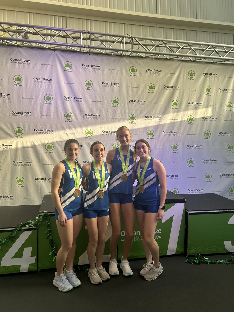 CoachJberardi's tweet photo. Girls 4x8 relay 
 kicks starts the season with a BANG at @oceanbreeze holiday festival 
Kylish- Sewald- Thornton- Larkin
✅ 
First place Holiday Festival champions. TOUGH racing. On to the next… 💪🎁🎅 🕎 @WHS_BlueDevils @WfieldBoosters @lambo2126 @OBTFAC https://t.co/NU1tF5HLJY