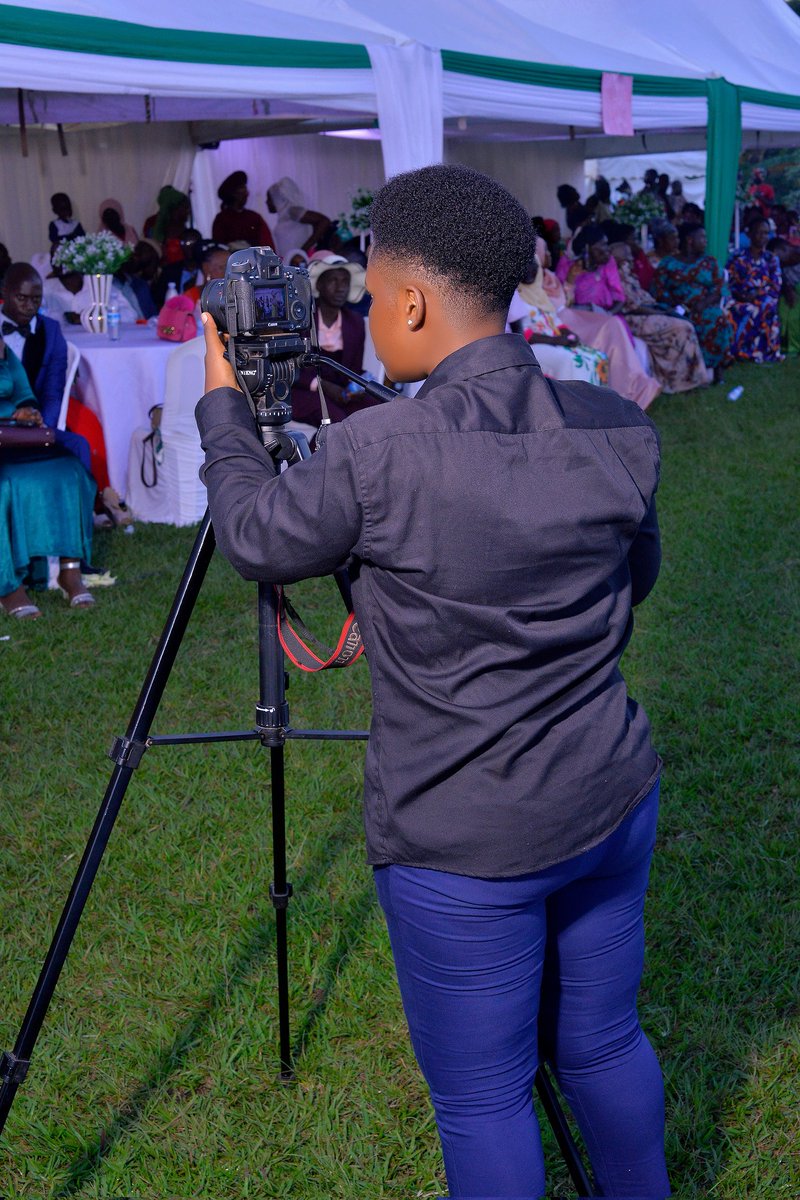 de_licky's tweet photo. #PhotographyIsArt https://t.co/E4L6rgIElG