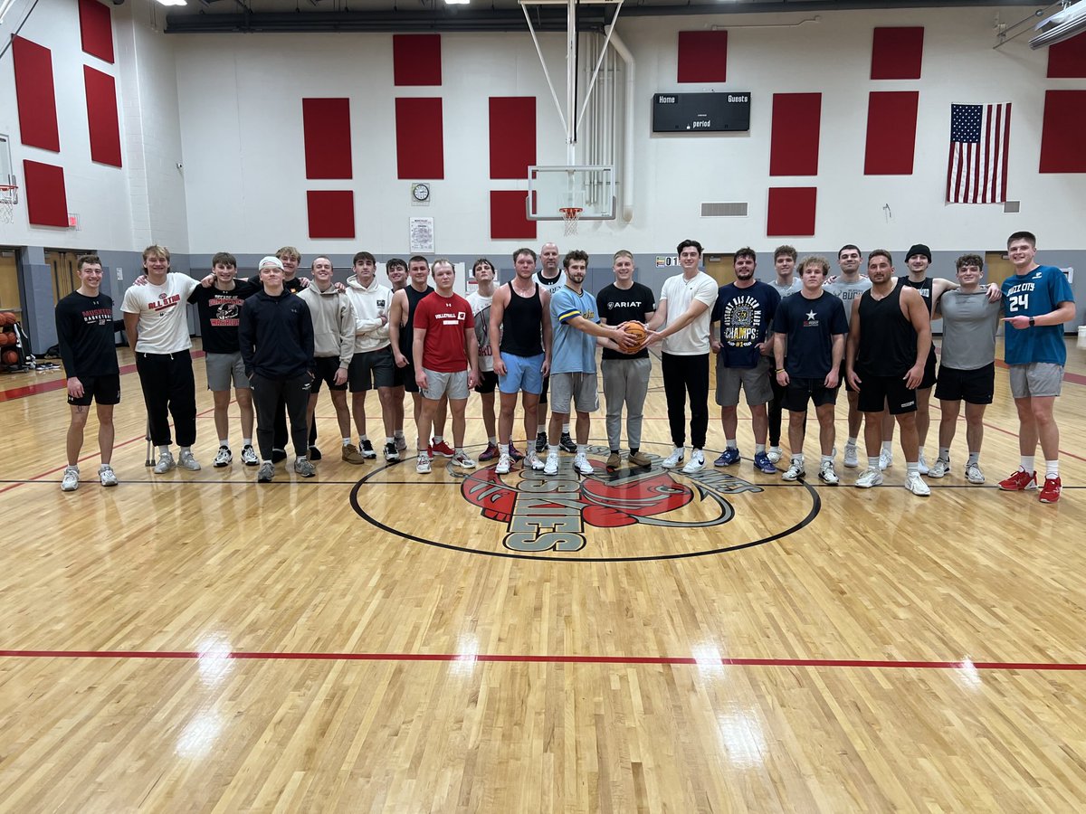 Shout out to our Alumni that came out and played this afternoon! Go Warriors!