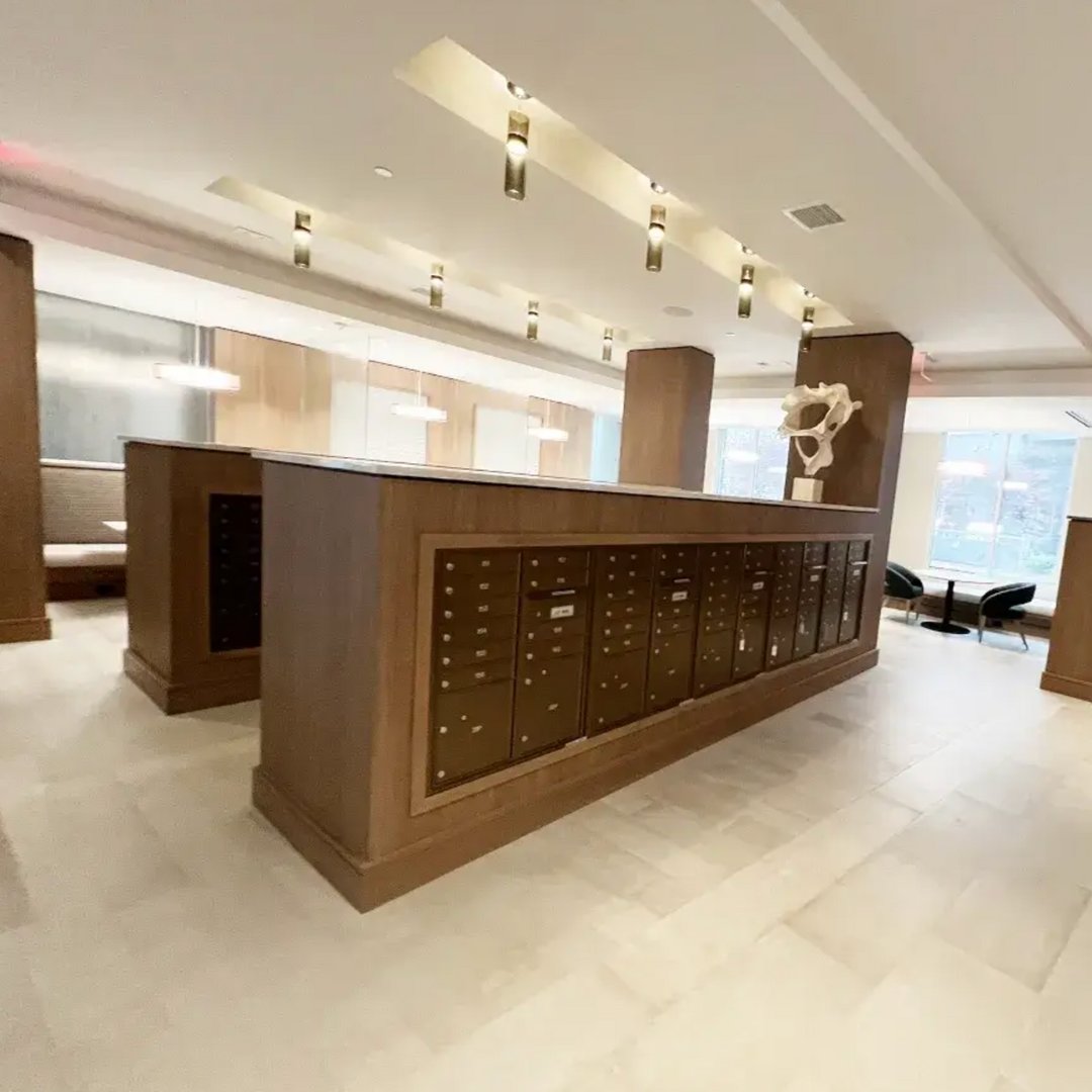 merrimack_stone's tweet photo. We're proud to have partnered with The Hanover Company and Cube 3 on The Nines, a luxury apartment community in Wellesley, MA! Check out more of our work on high-end projects like this one: https://t.co/QkLcJ70QI3 

#LuxuryLiving #MultiUnitDevelopment #WellesleyMA https://t.co/3a56MYZdTW