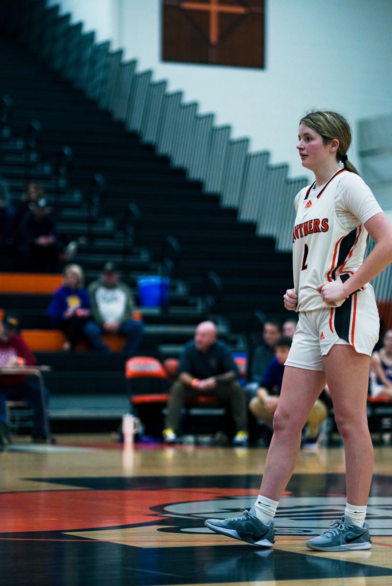 Clutch Sports Media (@clutchsportsil) on Twitter photo π¨1,000 POINTSπ¨
Washingtonβs <a href="/iamavery20/">Avery Tibbs</a> hit the 1,000 point milestone in the third quarter of the Large School Girls Quarterfinal against Taylorville.
#ClutchUp π¨1,000 POINTSπ¨
Washingtonβs <a href="/iamavery20/">Avery Tibbs</a> hit the 1,000 point milestone in the third quarter of the Large School Girls Quarterfinal against Taylorville.
#ClutchUp