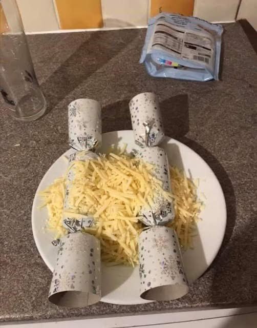 RAFpolicedog's tweet photo. Oi @MumofDantheSpan Here’s your cheese and crackers you wanted!
On the plus side, cardboard has zero calories!
#ThinkingOfYourExpandingWaistline!
#FatFighter
#NewYearNewYou! https://t.co/SaKxDmAO9A