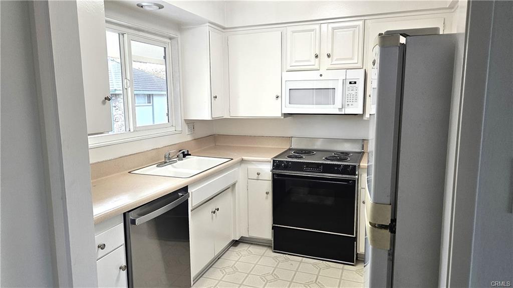 BHHSCP's tweet photo. $559,000
22741 Nadine Circle #B
Torrance, CA 90505
2 bed / 2 bath / 950 Sq. Ft.
Listing courtesy of: Richard St Amant
#BHHS #BHHSCP #ForeverAgent #ForeverHome #Torrance #NewHorizons #Condo #CommunityRoom #GolfCourse #SportsCenter #Clubhouse #Pools #Gym https://t.co/wtgjj5uvry