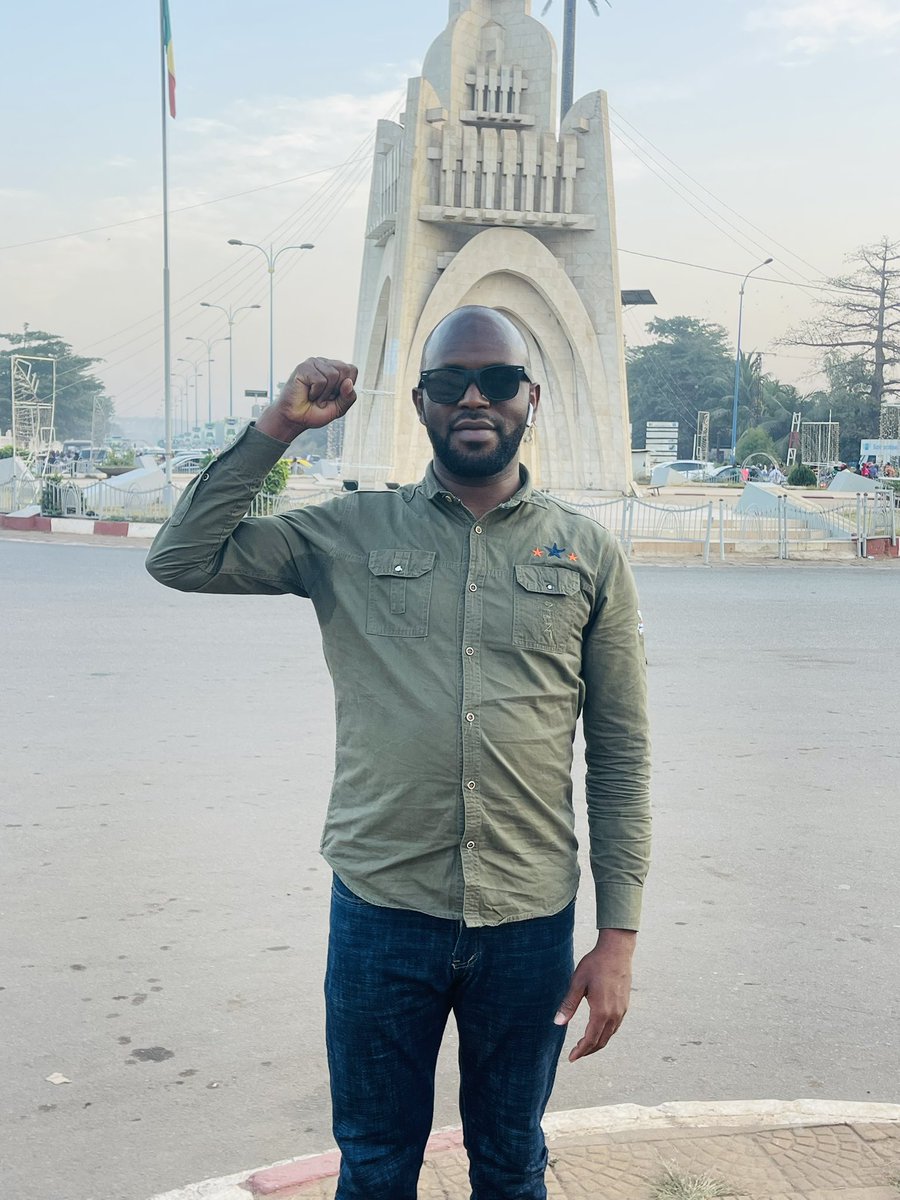 AlphaBayo10's tweet photo. Salutations fraternelles à tous mes amis du MALI 🇲🇱. Heureux de découvrir ce grand pays de l’Afrique de l’Ouest, une population très généreuse. https://t.co/oqdjVVMXWp