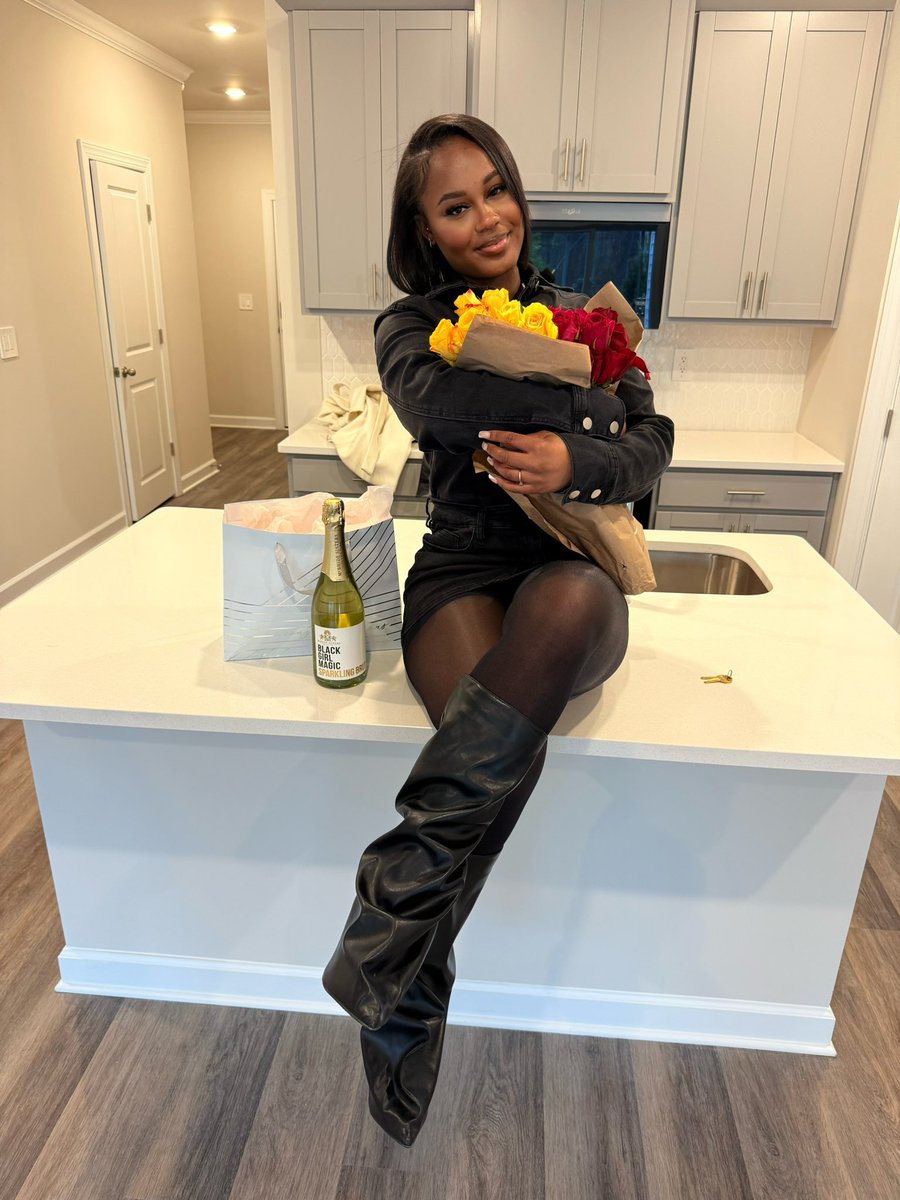 kilodotkilo's tweet photo. 25 year old homeowner #thankya #homeowner https://t.co/HRZBPDCoAe