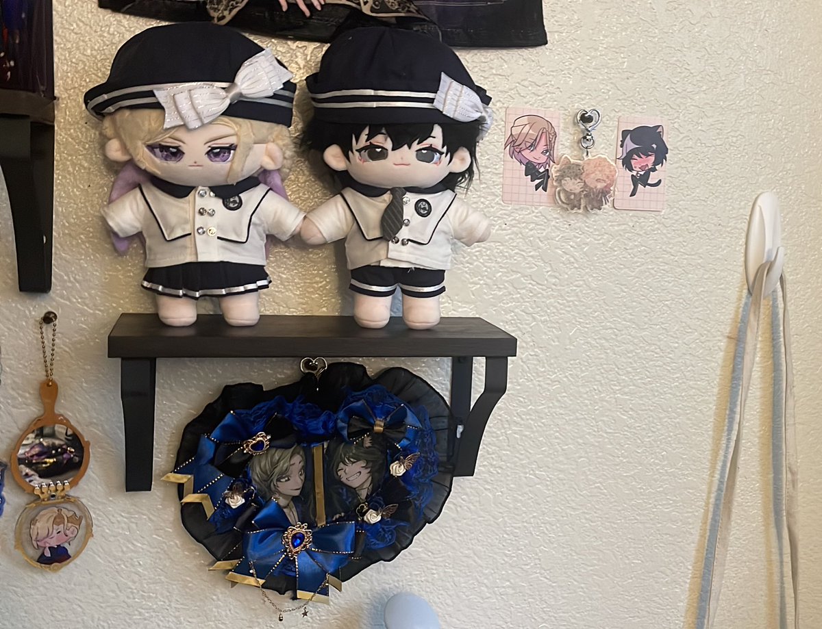 vilfairest's tweet photo. JinVil section needs work… I will print out some art soon https://t.co/d07ZdfC40T