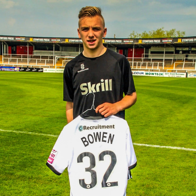 eurofootcom's tweet image. 🏴󠁧󠁢󠁥󠁮󠁧󠁿📈 Jarrod Bowen (28) has now scored 100 goals in England's top four tiers. 👏

This season, he is also West Ham's top goalscorer and assister in the Premier League.