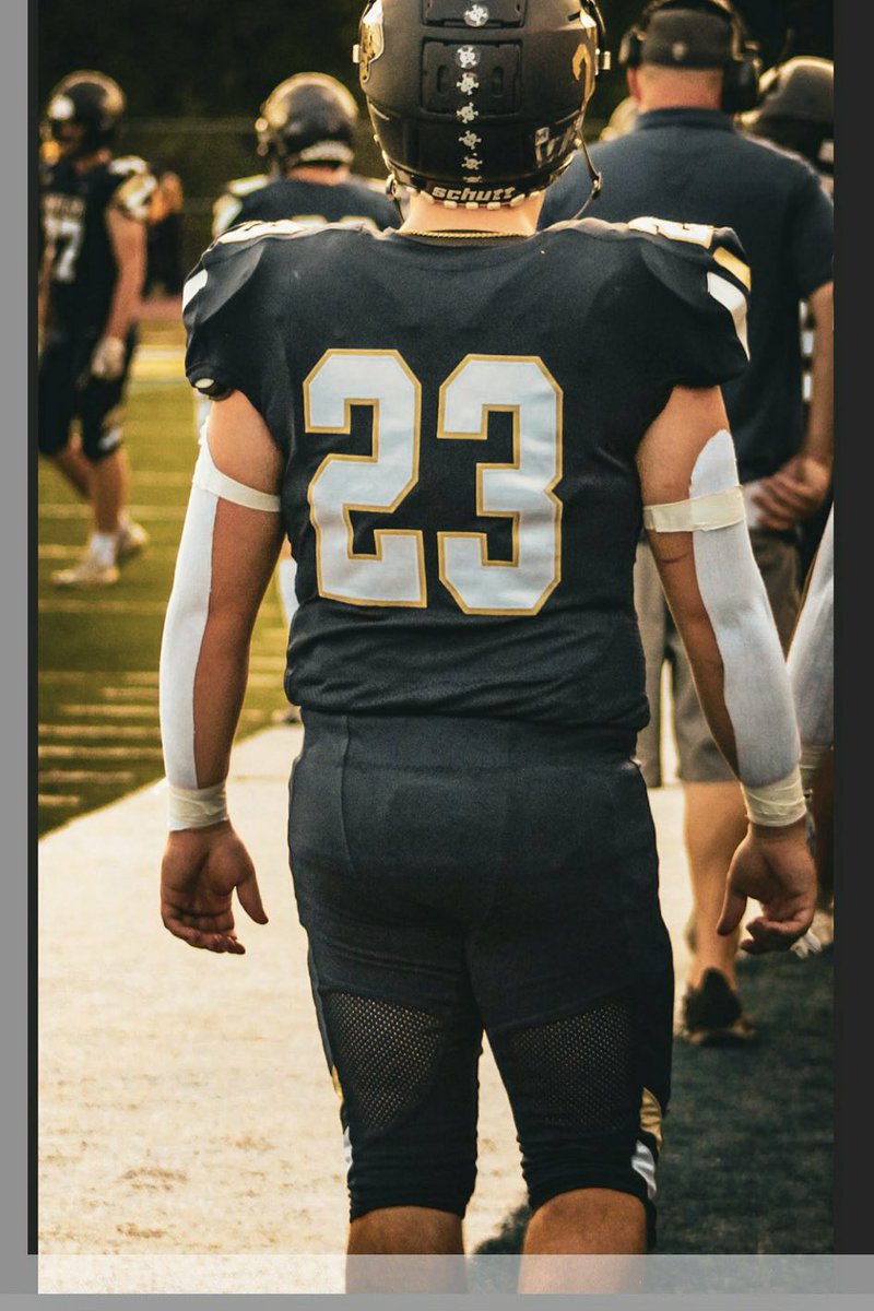 2024 Season-Ending Interview with Ethan DeLess From Butler (PA.)
daveburnworth.blogspot.com/2024/12/2024-s…
<a href="/DelessEthan/">Ethan Deless</a> <a href="/MarkWalter46/">Mark Walter</a> <a href="/AngelaA49002345/">Angela Anderson</a> 
<a href="/Leland_A_73/">Leland Anderson</a> <a href="/PIAASports/">PIAA</a> <a href="/TysonPino_QB26/">Tyson Pino</a> <a href="/Matthew85918284/">Matthew Mccombs</a> <a href="/PrestonSimko/">Preston Simko</a> <a href="/BurchettBeau/">Beau Burchett</a> 
<a href="/AlecTeff/">Alec</a> <a href="/AJWPIAL/">WPIAL Football Zone 🏈</a> <a href="/EPAFootball/">EasternPAFootball</a> <a href="/YappiFootball/">YappiSports Football</a>