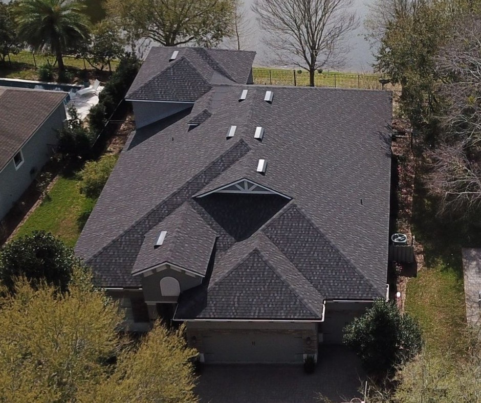 SecRoofing's tweet photo. Protect your home with the reliable roofing services from SEC Roofing &amp; Construction Group. Contact us today for a consultation and experience quality workmanship you can trust. Visit us at https://t.co/SOExwRRDXU or call (904) 230-9175. #Roofer #FL #Jacksonville https://t.co/93GDG0dDMA