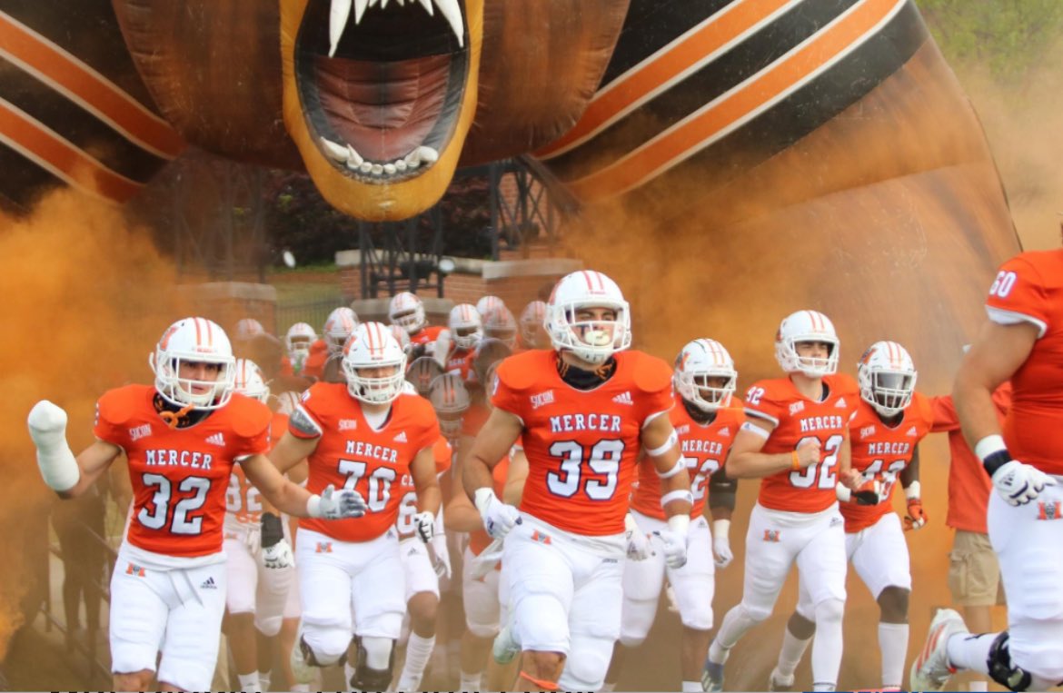 JohnathanAshl's tweet image. Blessed to receive an offer from Mercer university #AGTG @CoachShow56 @GMC_Football @JUCOFFrenzy @JuCoFootballACE @AnthonySoto_MU