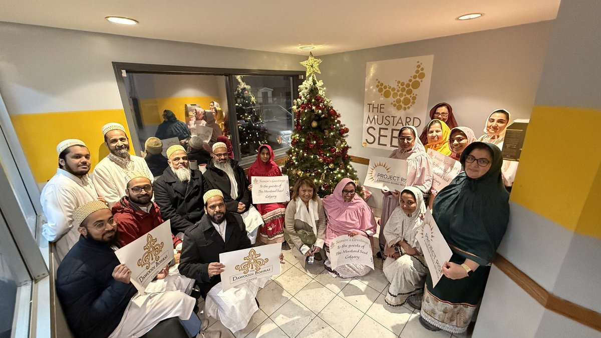 Bohras_Canada's tweet photo. This holiday season, the @Dawoodi_Bohras of #Calgary came together to prepare nearly 400 meals for those in need at @mustardseedcan. Since 2017, the community has contributed by preparing and serving meals twice a year, hoping to bring warmth and joy to those around them! https://t.co/50McnUW6wi
