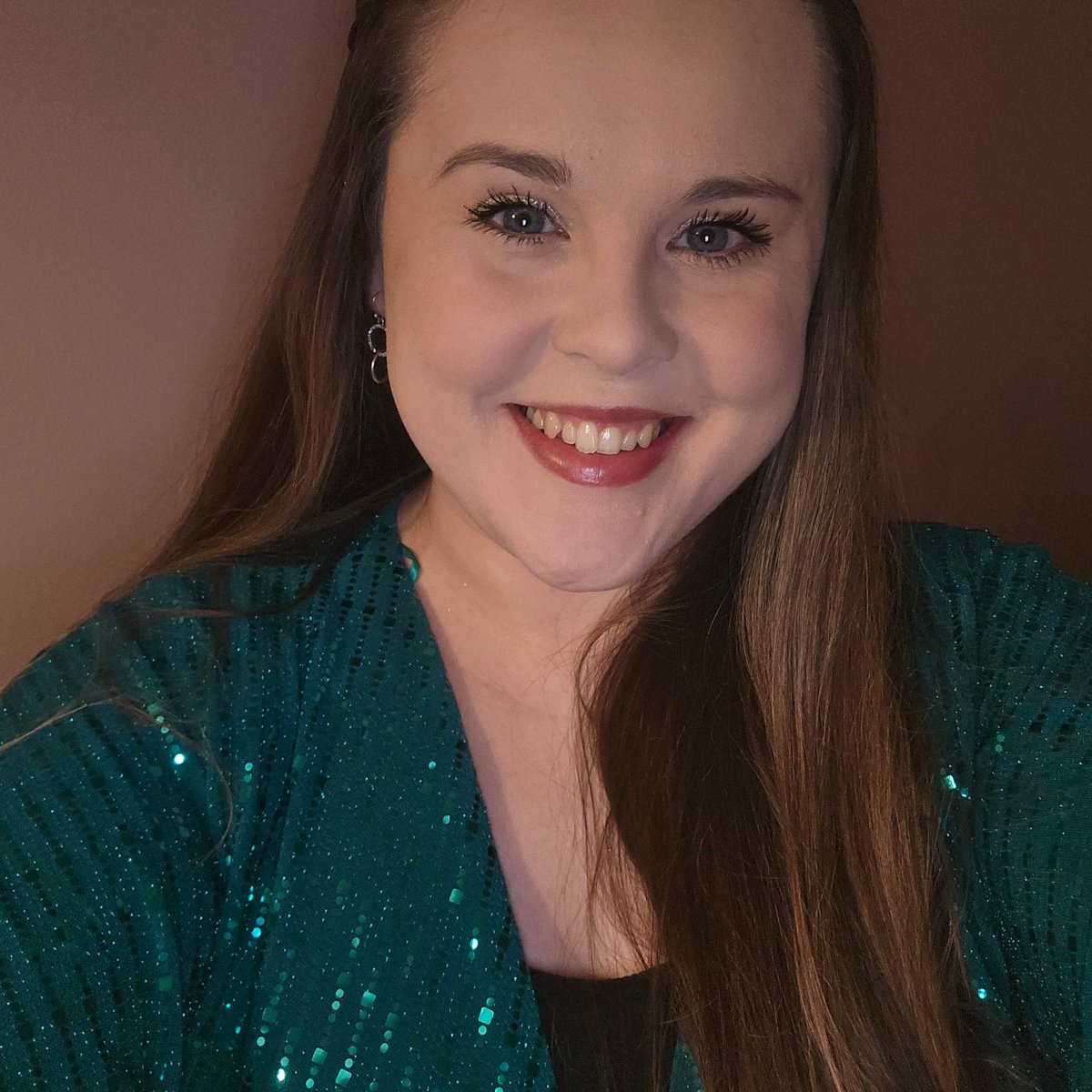 DanielleRennie8's tweet image. My first time interpreting a panto ✅️ So much fun and laughter!! 
I can&apos;t believe how lucky I am to have the best job in the world and have these amazing opportunities! 
Next up ... Beauty and The Beast, coming April 2025 💛
#BSLinterpreter 🤟