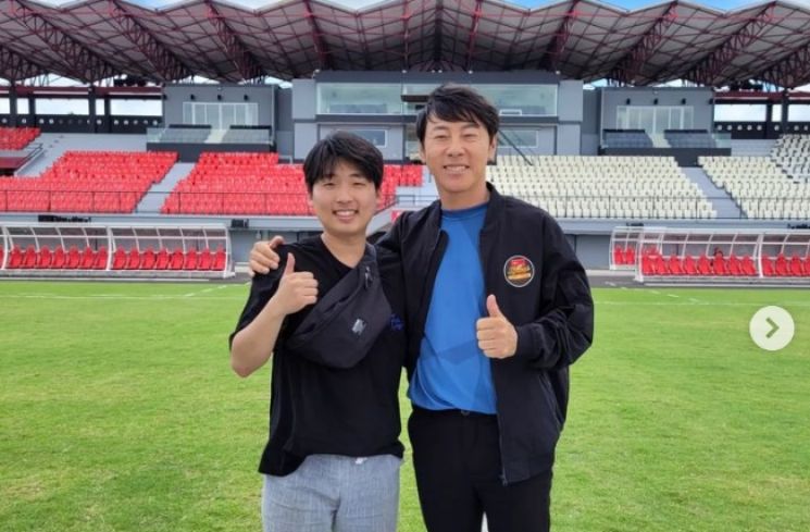 ghifaripp's tweet image. di tengah kritik terhadap coach sty, jeje memilih untuk ikutan jadi peserta squid game..