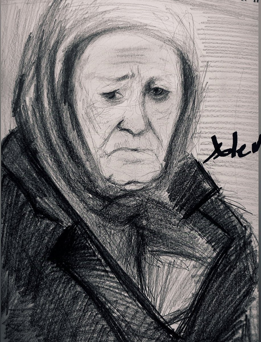 Sofie_Alev's tweet image. #CumartesiAnneleri1031Hafta
#RoboskiKatliamınıUnutma 

İşte geliyor uzaktan beze sarılmış,
Elde vardır bir tek onun kanlı bezi ....