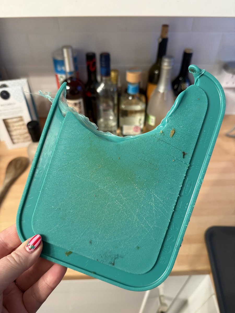 Phoebe Broad tweet media