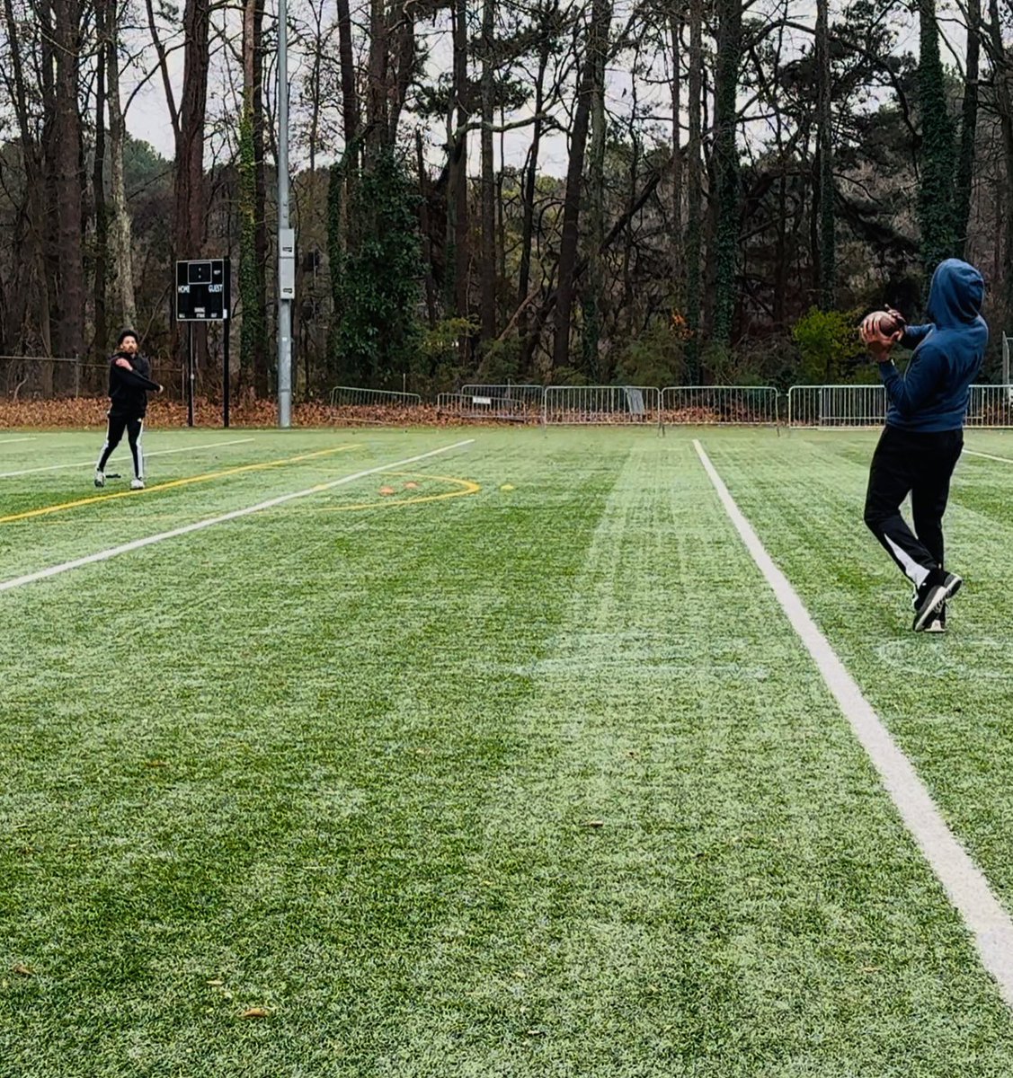 Offseason mode: Relax. Recoil. Release. Then come back stronger. 🏈💪 #MindsetMatters #OffSeasonGrind