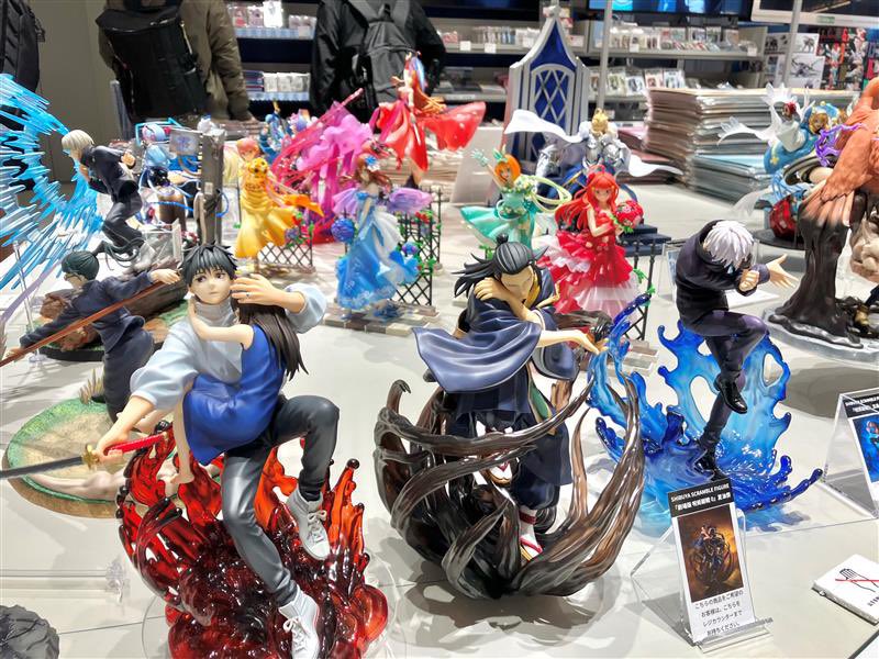 SHIBUYA TSUTAYA 6F IP書店では、 数々のフィギュアを販売中です