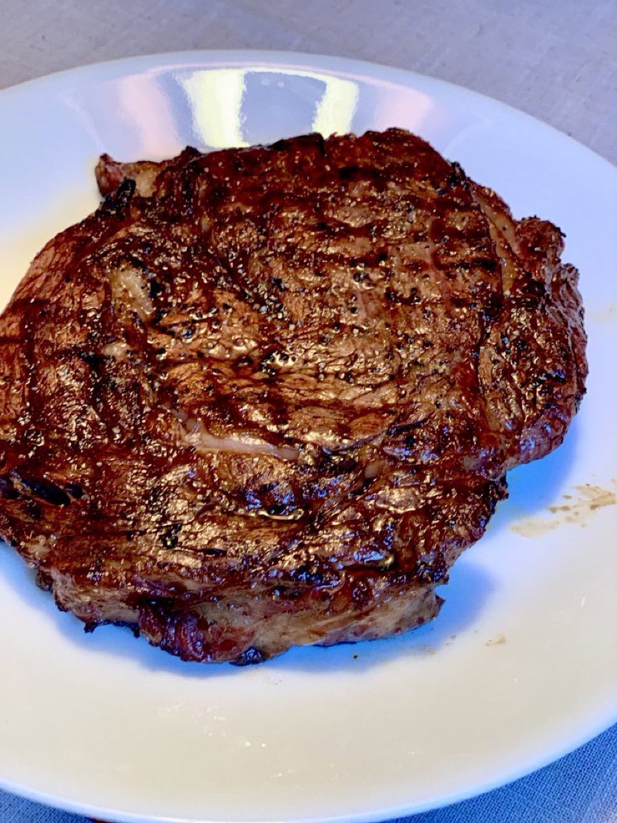 Ford_Nick's tweet photo. Does a ribeye need steak sauce? https://t.co/26mpQFfswJ