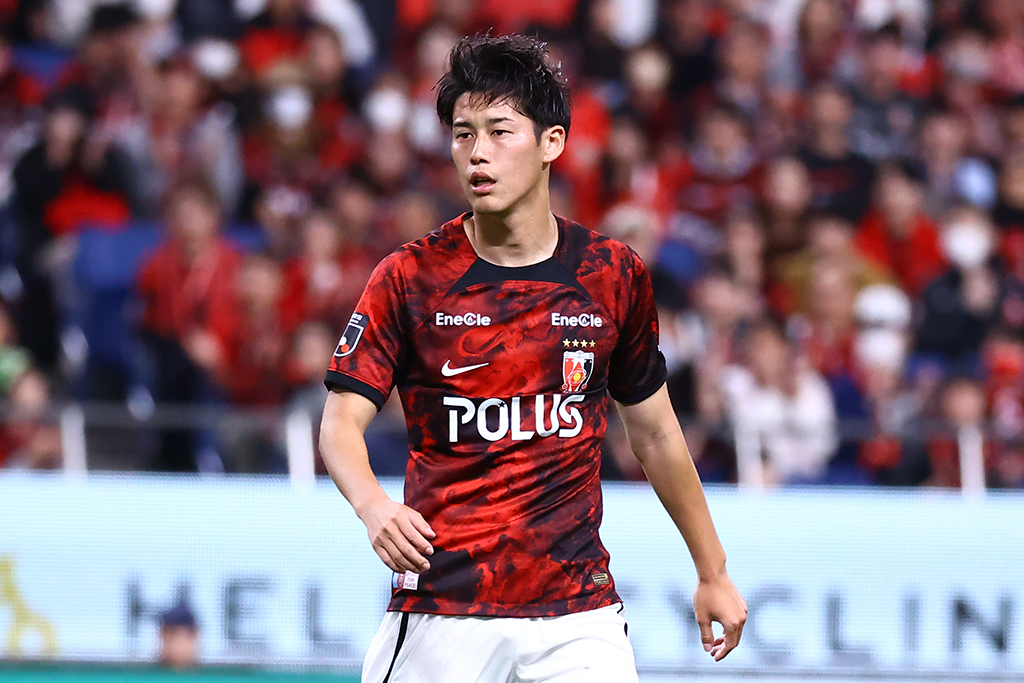 このたび、佐藤瑶大選手(26歳)が名古屋グランパスへ完全移籍をすること