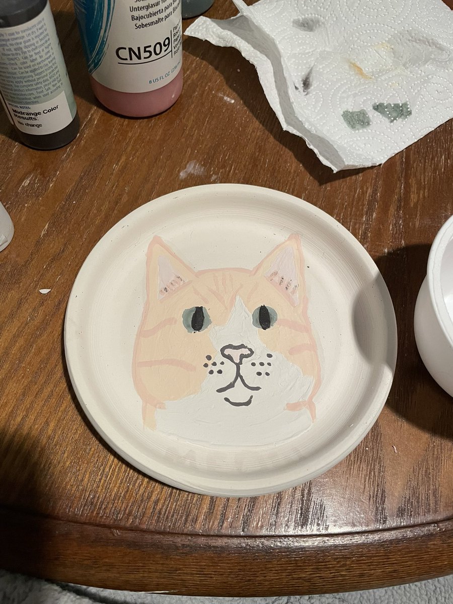 fire_pottery's tweet image. Tried my hand at painting ceramics, she came out cute! 🐈 Used a combo of Duncan underglazes and Mayco Stroke & Coat glazes 🎨