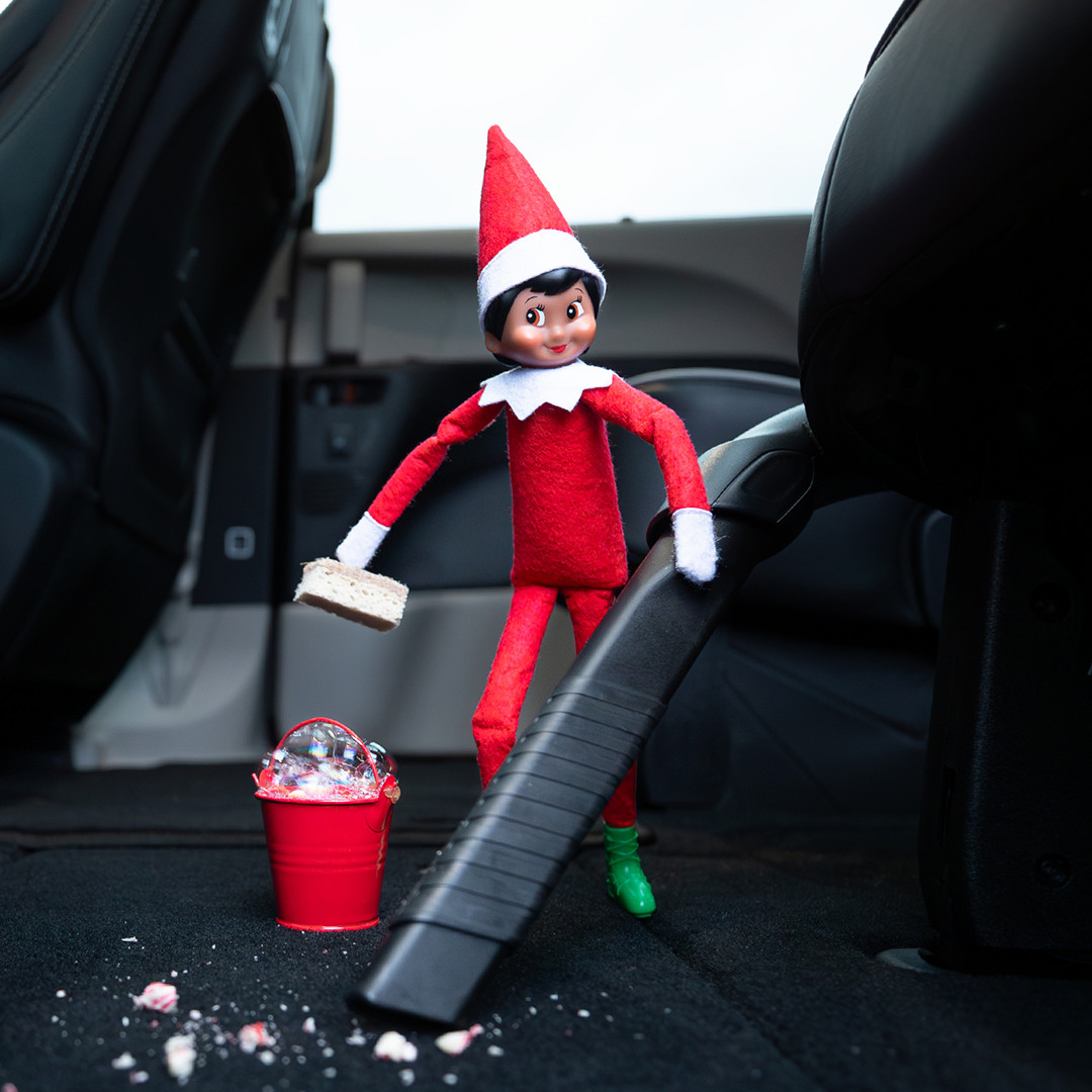 Benna_CDJR's tweet photo. Does your family have an Elf on a Shelf? Tell us their name and show us your shots of their holiday activities so far this festive season in the comments below.

#ChryslerPacifica #ElfOnAShelf #Dodge #Ram #Jeep #Superior https://t.co/kIEqhBCYTk