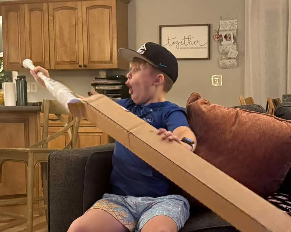 JacksonSparks23's tweet photo. 💚Another #BaseballDream gifted for Christmas!!💚
JJ is an 11-year-old from Mukwonago. We heard about JJ's accident and we knew wanted to do something for him and his family. This wish hit close to home for us in more ways than one. We ❤️ this family and we were so honored to do this for them.
JJ received a new ICON bat, Bruce Bolt batting gloves, a STiKS hoodie, @Brewers @SalFrelick jersey, baseball cards and some Foundation swag. Also we included a framed @Brewers Jackson Chourio autographed jersey and a gift card for American Family Field for the family to enjoy this summer!
💚JJ you are in our prayers in the upcoming weeks and always in our thoughts and hearts! Hope this helped make an amazing Christmas 🎄!
#baseballdreams #JacksonSparksFoundation