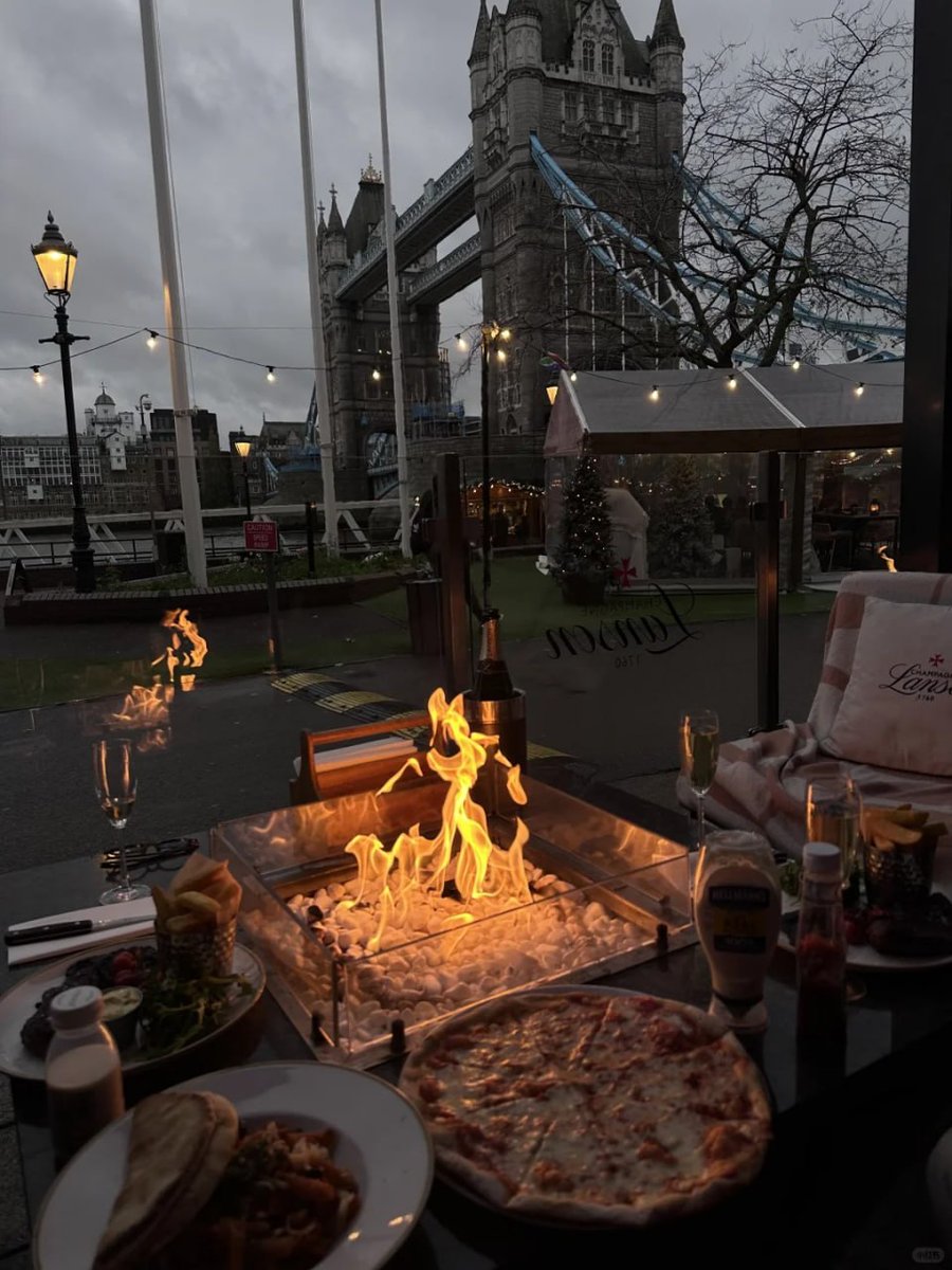 Celia🧸🖤 tweet media