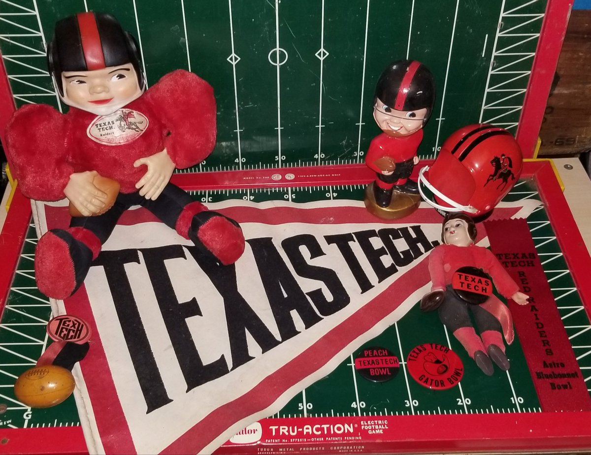 SWCfootballNow's tweet photo. #SWCmatchup Bowl game! @TexasTechFB vs. @RazorbackFB in the Liberty Bowl. Enco/Esso gas station pennants, helmet banks, bobble head, chalkware, Flip doll, yell-o-phone, buttons, coaster, and press pass. #WreckEm #WreckEmTech #WooPig #WPS https://t.co/TiQ7Ddd1Dj