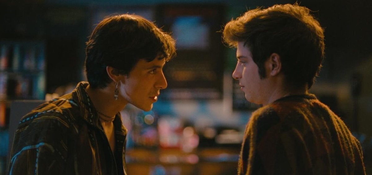 EduOrtegaIbarra's tweet photo. 🇲🇽 No One Will Miss Us (Nadie Nos Va A Extrañar #NNVAE; 2024–)
⭐️ (4/5)
The series brilliantly captures '90s nostalgia, transporting viewers back to a simpler time. The acting, often criticized, reflects how high school kids behaved in '94—natural and authentic for the era.
The script may feel basic, but it’s intentionally reflective of those years, tackling taboo topics with sensitivity and visibility. The story is light and easy to watch, yet emotionally impactful, hitting all the right nostalgic notes.
The soundtrack is phenomenal, enhancing the vibe. While character development is limited due to the large cast, the charm lies in its simplicity. A heartfelt, bittersweet gem worth experiencing.