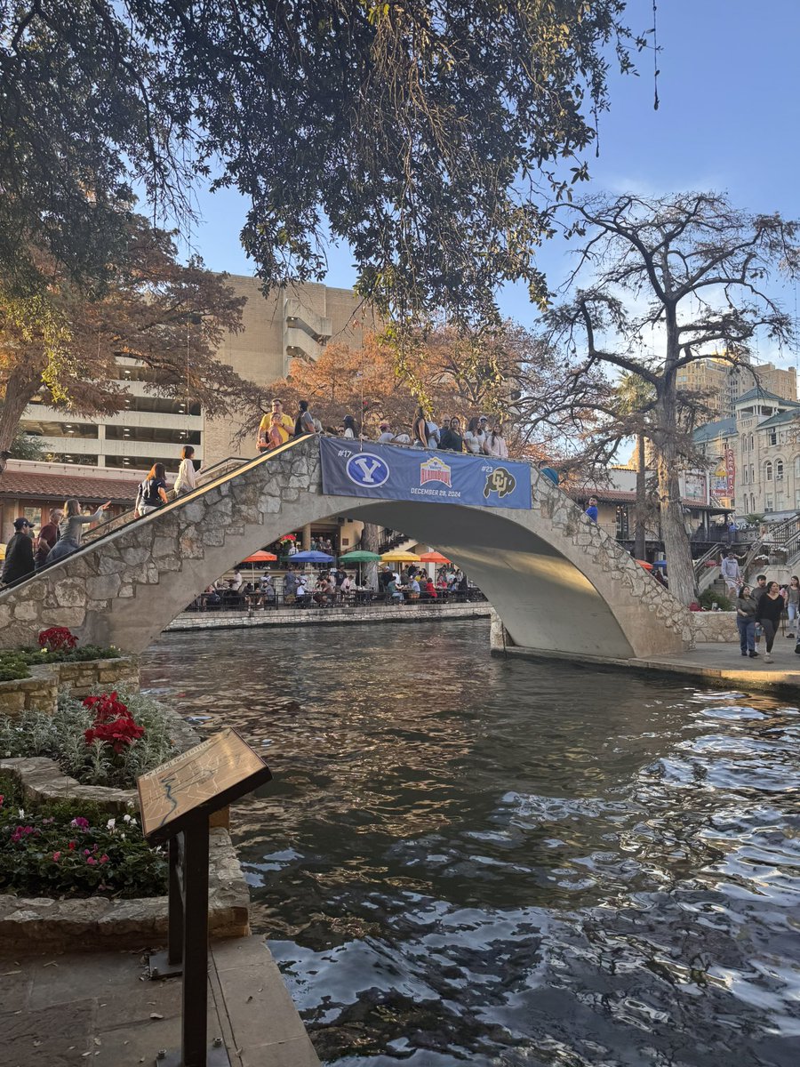 BradeyKing's tweet photo. There’s @CUBuffs fans EVERYWHERE on the River Walk!! So cool to see 🦬 https://t.co/ckKeVxuW5N