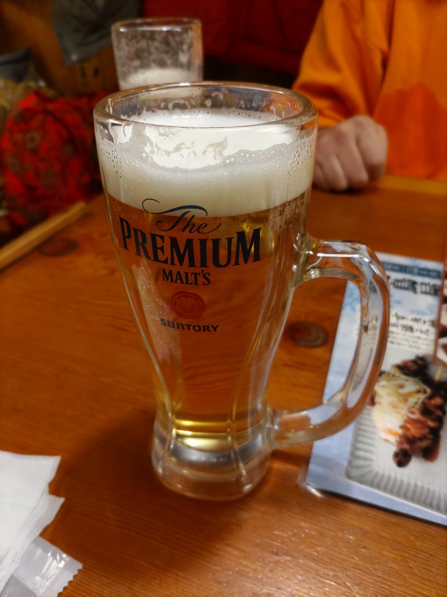 mikiochacha's tweet photo. 昨日仕事納め＆打上げ忘年会を居酒屋でして、今日からお正月休みです。
もうあかん〜😱と何度も思いつつなんとか年を越せることに感謝。来年もきっと色々あるだろうけど、前向きに健康第一で落ち着いて生活できれば思っています。

明日には2人の孫がうちに揃うので、忙しいけど楽しみしかないよ😊😊 https://t.co/VifaXTs2oz