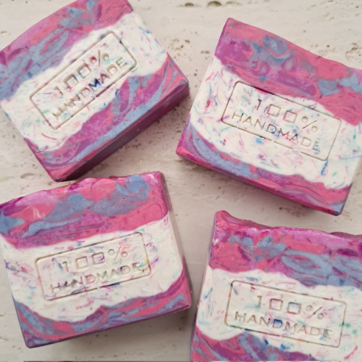 soaptobe's tweet image. 