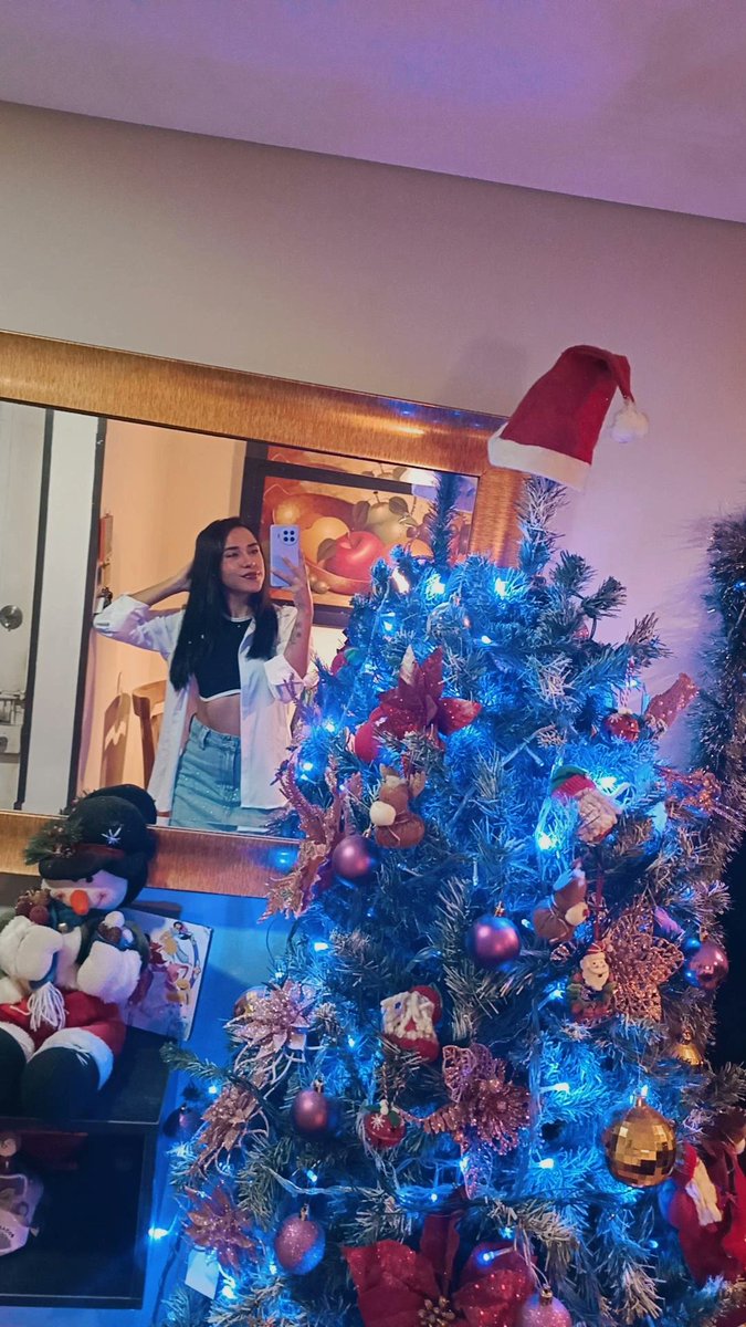 Vasqueeez_'s tweet photo. Navidad navidad navidad 🌲 https://t.co/t04YSH2A1H