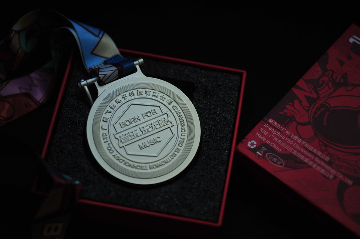 来自飞傲送来的一枚黑胶唱片（bushi）