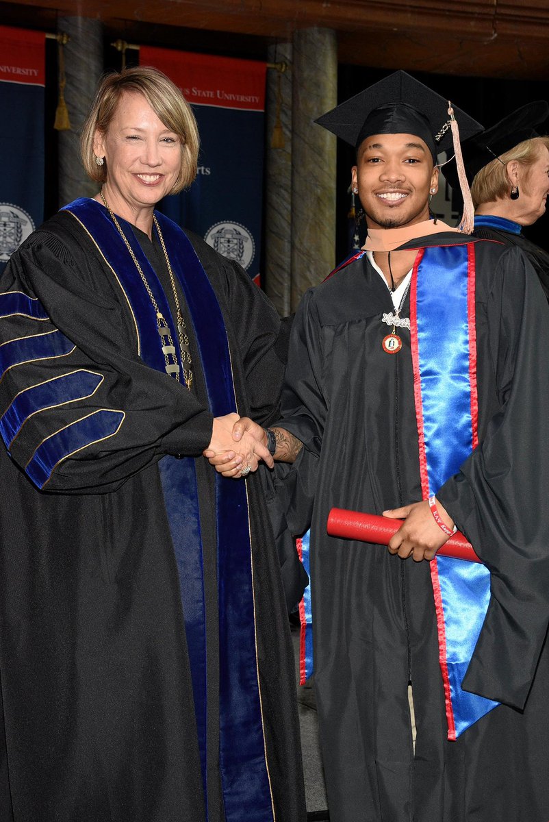 Playboiirelloo's tweet photo. Master Of Science In Organizational Leadership🎓

You Can’t Always Control What Happens.
But You Can Always Control How You Respond.👌🏽🔥

B.S. Psychology 2023
M.S. Organizational Leadership 2024

#masteredit #masterofscience #backtoback #organizationalleadership #classof2024 https://t.co/zVQyRVCuHd