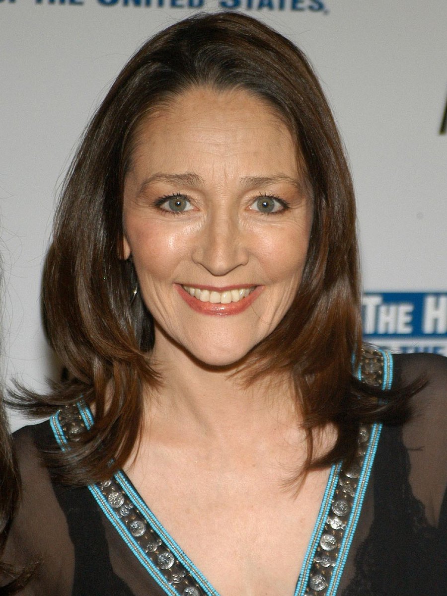 TheVoiceMann's tweet photo. Black Christmas fans, it is with profound sadness that we let you know that Oliva Hussey has passed away. The announcement was made a few moments ago on her official Instagram page. She was 73. On behalf of the entire cast and crew of It's Me, Billy Chapters 1 and 2, we send our sincere condolences to her husband, David Glen Esiely, her daughter India Eisley, and her friends and family. RIP.