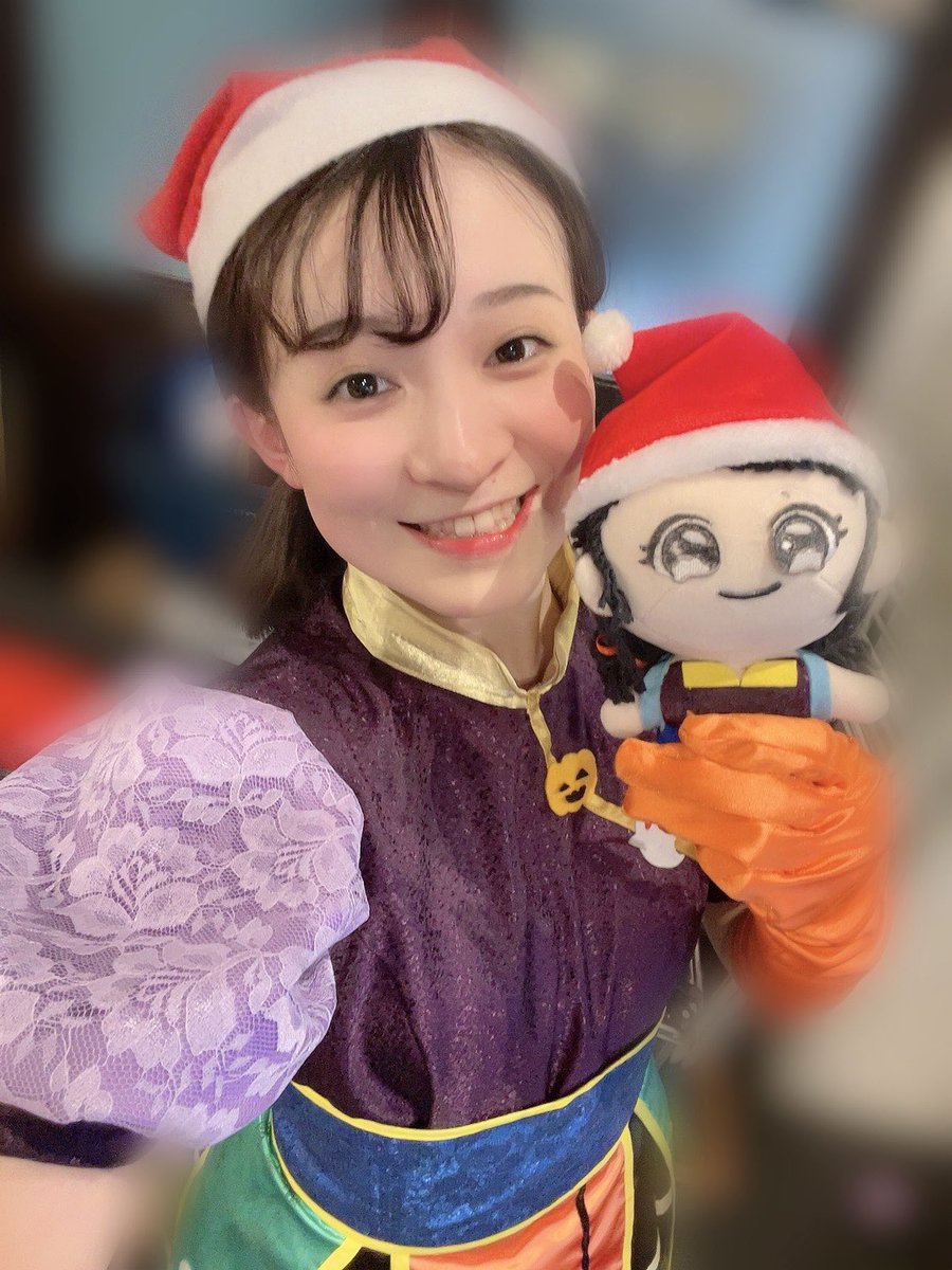 おはようございます☀️

久しぶりのゆっくりな朝……！

#ふるえてとどけ🎄🎁
改めてありがとうございました✨

この素敵なお衣装と、人形さんは
<a href="/runyaaan_513/">瑠香-るか-</a> さんが
丁寧に作ってくださいました❣️
可愛すぎる…っ！！

最後にサンタ帽かぶせてもらって、
よかったねシャオ☺️

#ちゅらヒカムナ