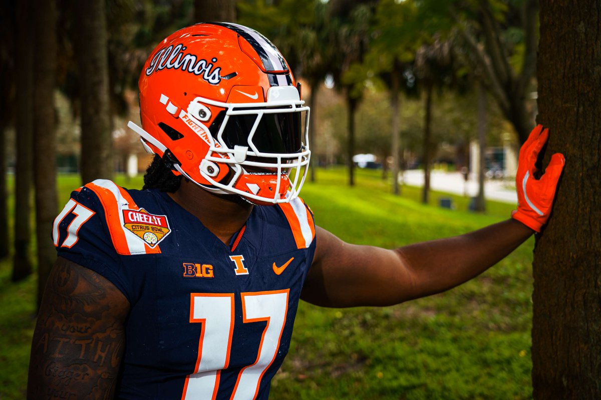 Illinois Football tweet media